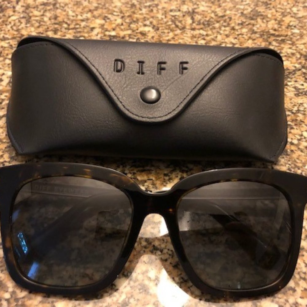DIFF Women's Sunglasses - Bella